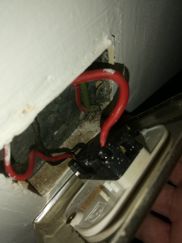 Anyone good at electrical wiring for light switches?